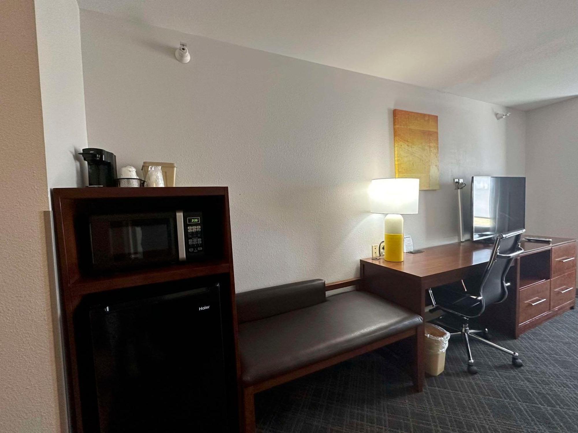 Comfort Suites Jackson-Cape Girardeau Esterno foto